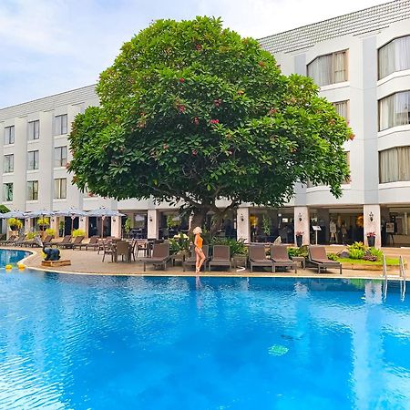 The Bayview Hotel Pattaya Bagian luar foto